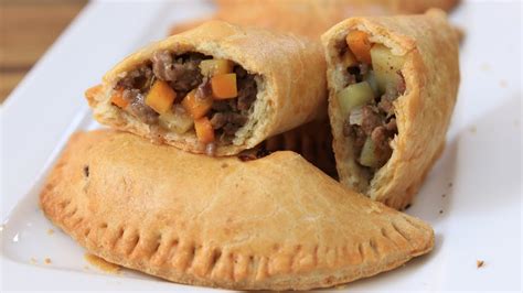 Nigerian Meat Pie Recipe - The Cooking Foodie