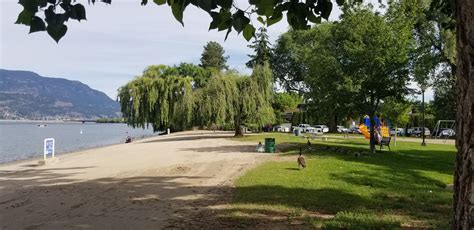 8 Best Beaches in Kelowna ('22/23)