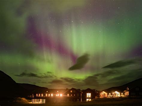 Iceland Northern Lights Hotel | Iceland Hot Springs Hotel | Northern ...