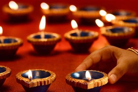 Diwali 2023: Ayodhya To Create New Record By Lighting 21 Lakh Diyas ...