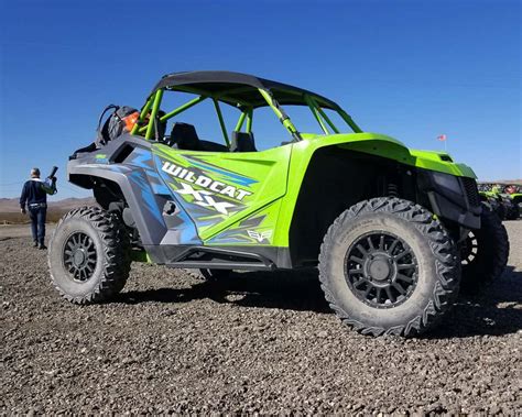 2018-Textron-Wildcat-XX-horizon-blue | Dirt Wheels Magazine