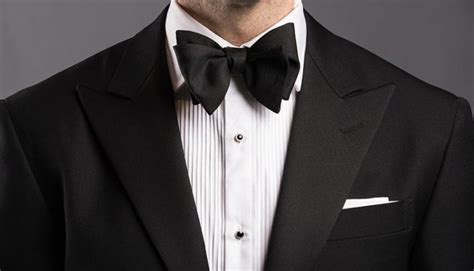 Bow Ties For Tuxedo Shirts | Which One To Wear