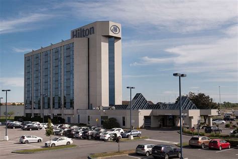 Hilton Montreal/Laval - UPDATED Prices, Reviews & Photos (Quebec ...