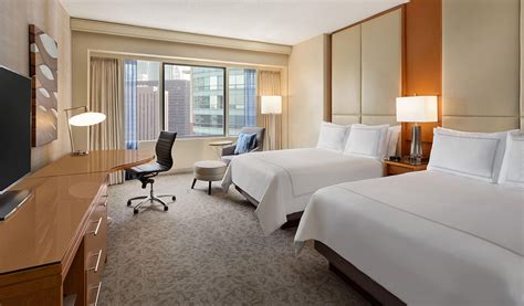 Classic City View - Swissotel Chicago - Swissotel Chicago - Swissôtel ...