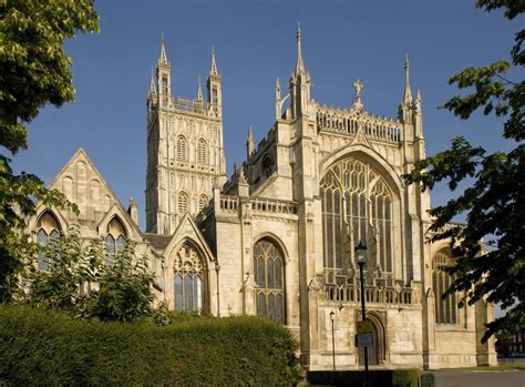 Gloucester Cathedral - WOW.com