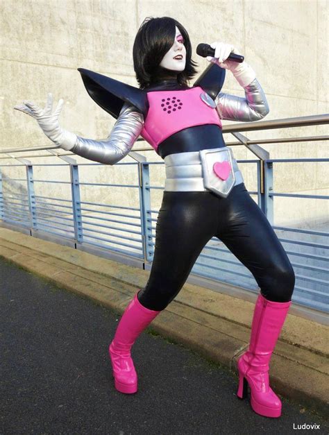 mettaton ex cosplay - Google Search Mettaton Cosplay, Mettaton Ex, Halloween 2017, Just For Fun ...