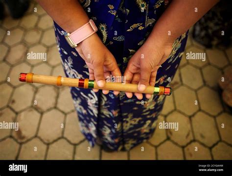 Tibetan flute hi-res stock photography and images - Alamy