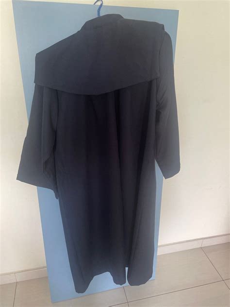 Rent Size M|Temasek polytechnic graduation gown, Women's Fashion, Coats, Jackets and Outerwear ...