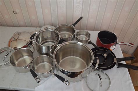 Non Stick and Stainless Steel Pots and Pans - Bodnarus Auctioneering