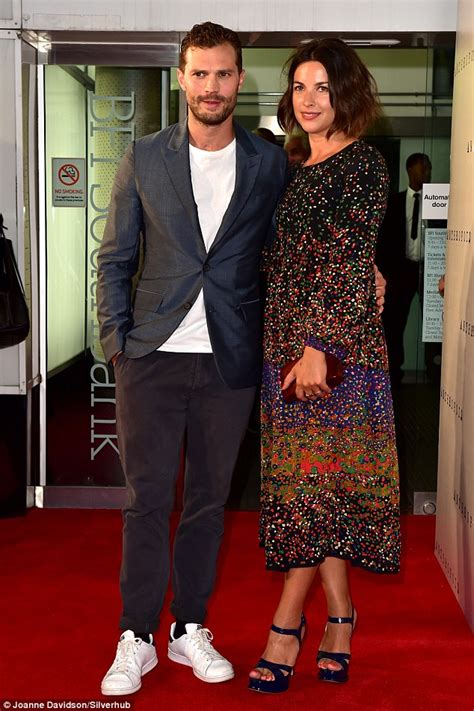 Jamie Dornan joins gorgeous wife Amelia Warner for Anthropoid premiere | Daily Mail Online