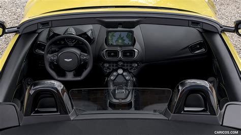 Aston Martin Vantage Roadster | 2021MY (Color: Yellow Tang) | Interior