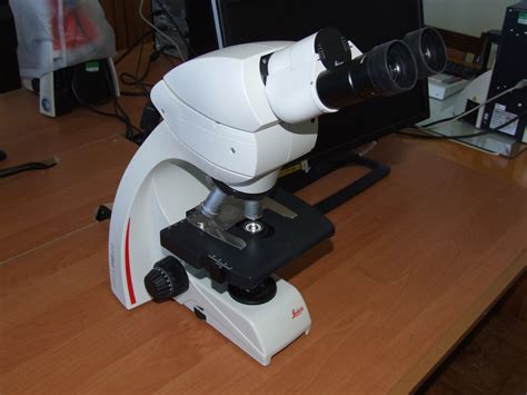 The Leica DM500 microscopes, Leica DFC290 Microscope Camera | UseScience