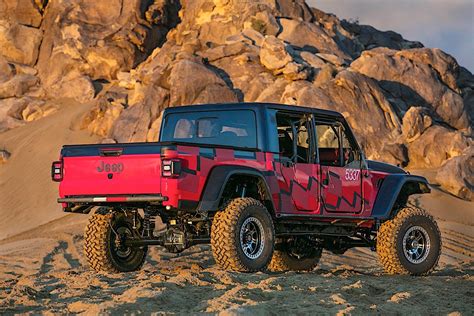 2020 Jeep Gladiator Goes for the Win in King of the Hammers Off-Road ...