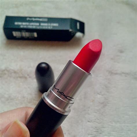 Judy's Little Obsessions ♥: ♥ REVIEW: MAC Retro Matte Lipstick
