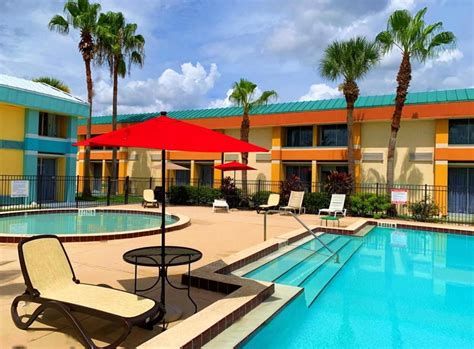 10 Cheap Hotels in Orlando, FL for a Budget Family Vacation