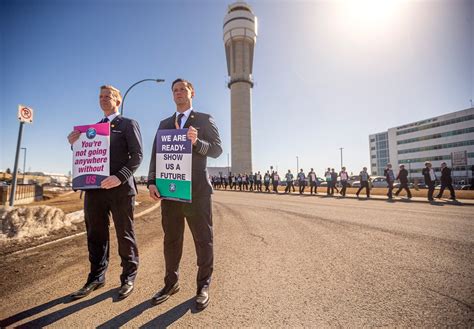 WestJet pilots issue 72-hour strike notice, strike could begin May 19 ...