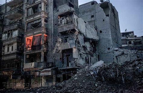 Night falls on a Syrian-rebel controlled area on Sa'ar str… | Flickr