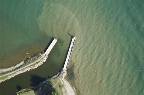 Newcastle Harbour Inlet in Newcastle, ON, Canada - inlet Reviews ...