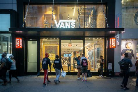 Vans Announces Sustainability Commitment Plans to Be Achieved by 2030 – Footwear News