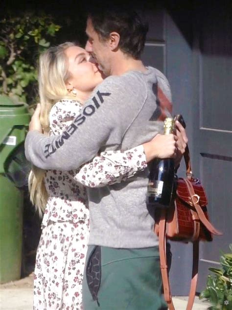 Florence Pugh Zach Braff Kiss