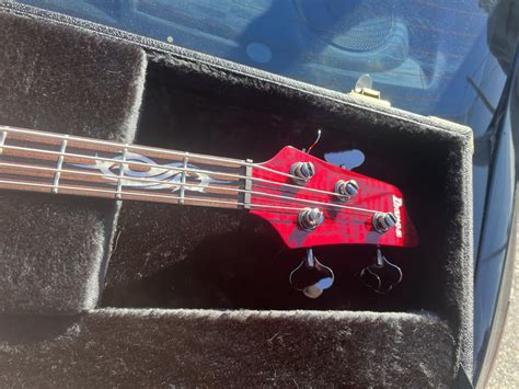 My new Ibanez PGB1 Bass (Paul Gray Signature) : r/Slipknot