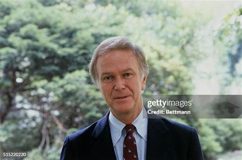 Sen Bob Packwood Photos and Premium High Res Pictures - Getty Images