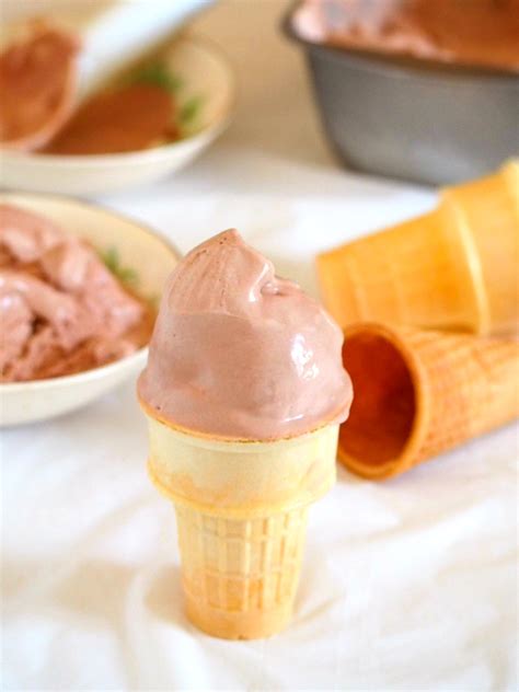 Three-Ingredient Ovaltine Ice Cream | Woman Scribbles