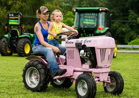 Old engines still humming at Vintage Pride tractor show | News | herald ...