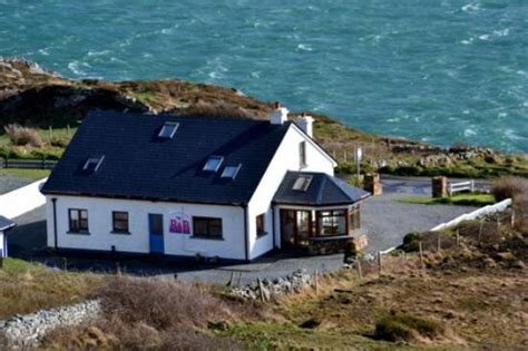 CLIFDEN BAY LODGE - Prices & Guest house Reviews (Ireland)