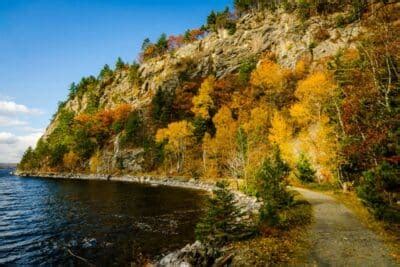 Maine Fall Foliage Getaway to Moosehead Lake