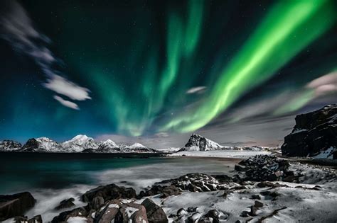 9 Best Places to See Aurora Borealis in Canada