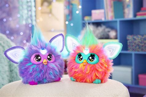 Hasbro reveals a next-gen Furby, just in time for the original’s 25th birthday - Polygon