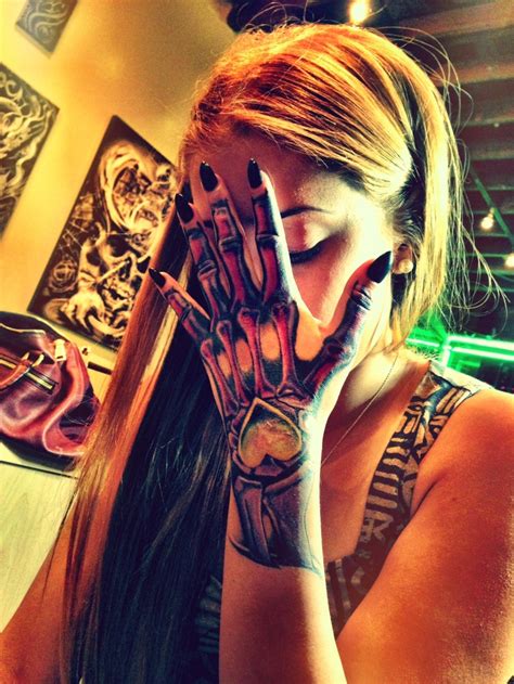 Skeleton Hand Tattoo Tumblr Images & Pictures - Becuo