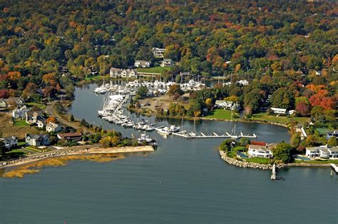 15 Connecticut Vacation Spots Filled With Inlet Towns