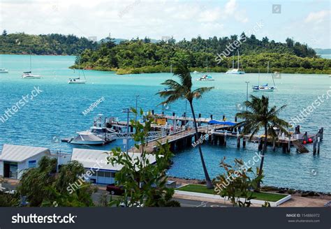 Shute Harbour, Queensland, Australia. Shute Harbour Is A Sheltered Port For Small Vessels ...