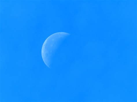Fotos gratis : ala, cielo, azul, Parapente, media Luna, Nubes, creciente, Atmósfera de tierra ...