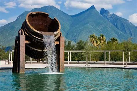 Monterrey Travel Guide