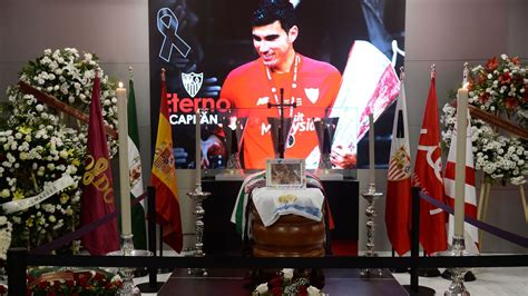 Jose Antonio Reyes: Mourners pay tribute to ex-Arsenal star at hometown funeral | World News ...