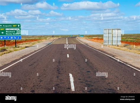 Stuart Highway - South Australia Stock Photo - Alamy