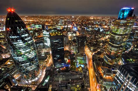 London’s Nightlife Gets Massive Boost With 24-Hour Train Service | Telekom Electronic Beats