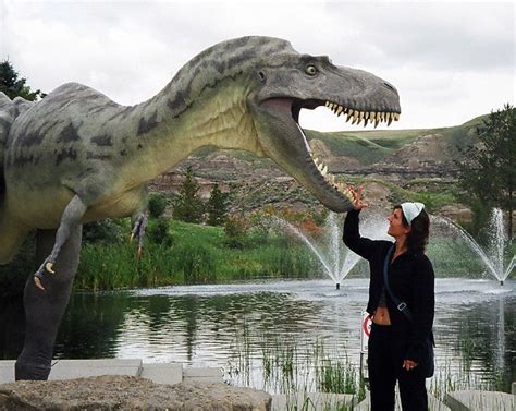 Drumheller dinosaur museum | Getting upclose with a Raptor a… | Flickr