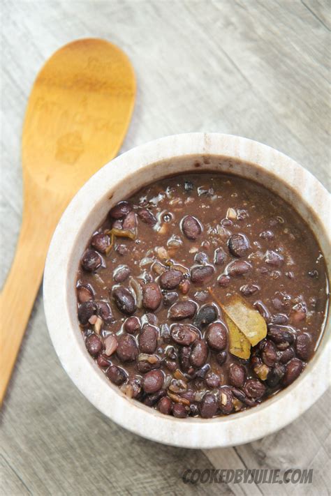 15-Minute Easy Cuban Black Beans (Video) - Cooked by Julie