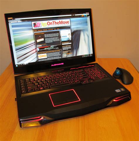 lgpOnTheMove: First Impressions - Alienware M18x notebook