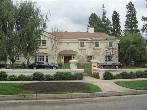 20++ Lucille Ball Beverly Hills Home - PIMPHOMEE