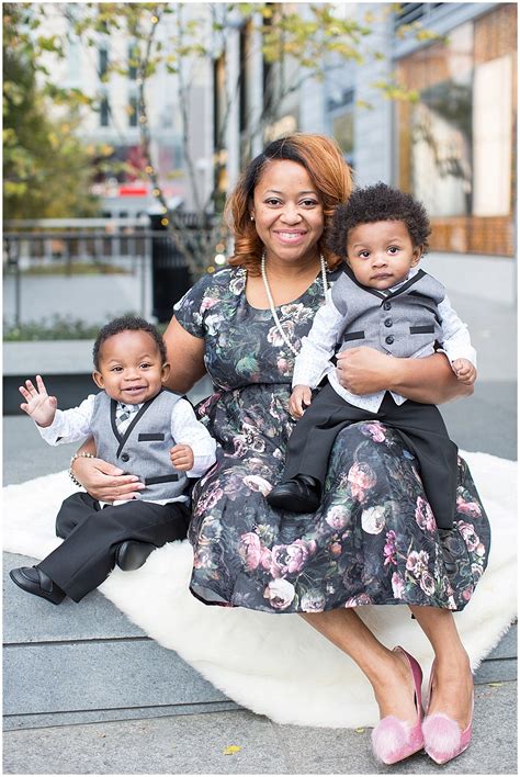 The Dixon Family |A Classic Family Session in City Center, DC - Showit Blog