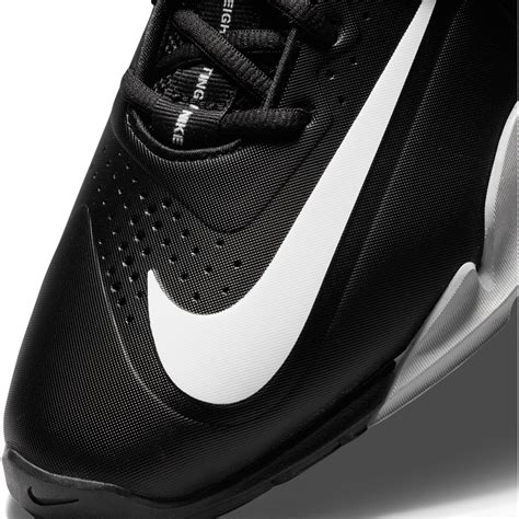 Nike Savaleos – Box Basics