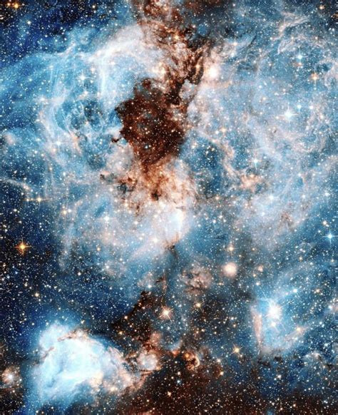 Hubble captures a stellar nursery in the Large Magellanic Cloud : r ...