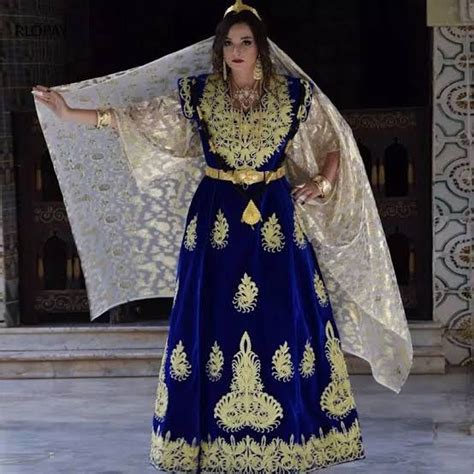 Algerian gandoura constantinoise | Gorgeous dresses, Traditional dresses, 20's dress