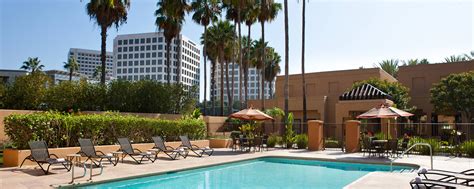 Irvine, CA Hotel with Pool | Courtyard Irvine John Wayne Airport/Orange County