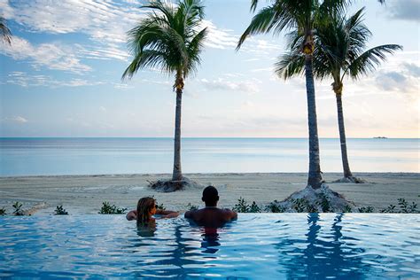 Royal Caribbean's Coco Beach Club Infinity Edge Pool